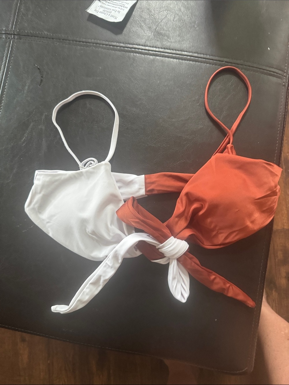 Two-Tone White and Rust Bikini Top women’s Large cute